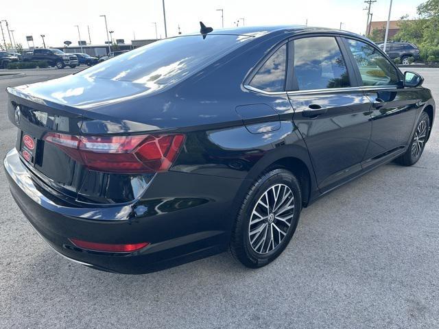 Photo of 2020 Black Volkswagen Jetta