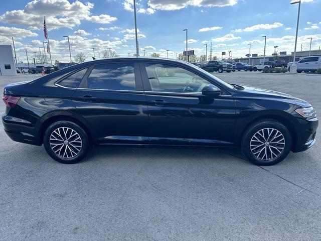 Photo of 2020 Black Volkswagen Jetta