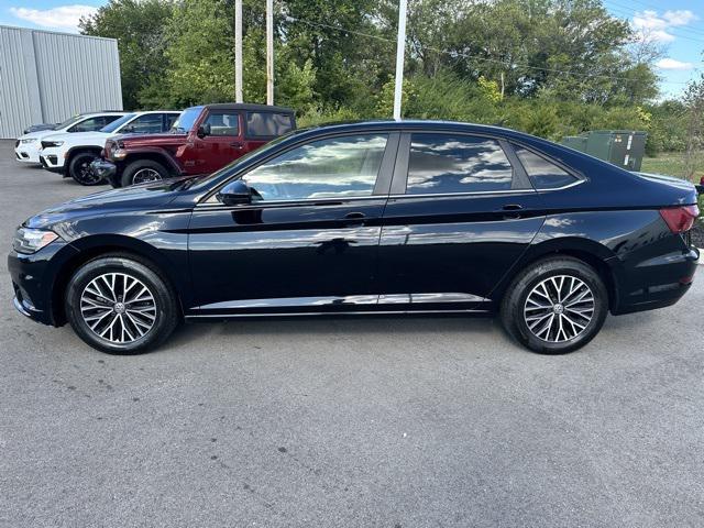 Photo of 2020 Black Volkswagen Jetta