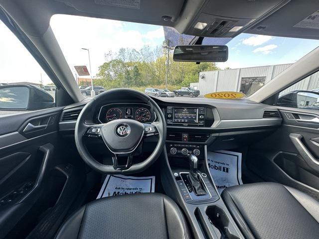 Photo of 2020 Black Volkswagen Jetta