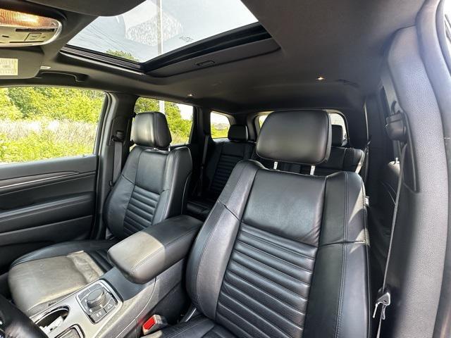 Photo of 2021 Bright White Clearcoat Jeep Grand Cherokee