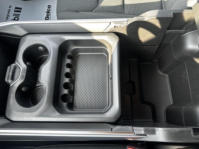 Photo of 2026 Bright White Clearcoat RAM 1500
