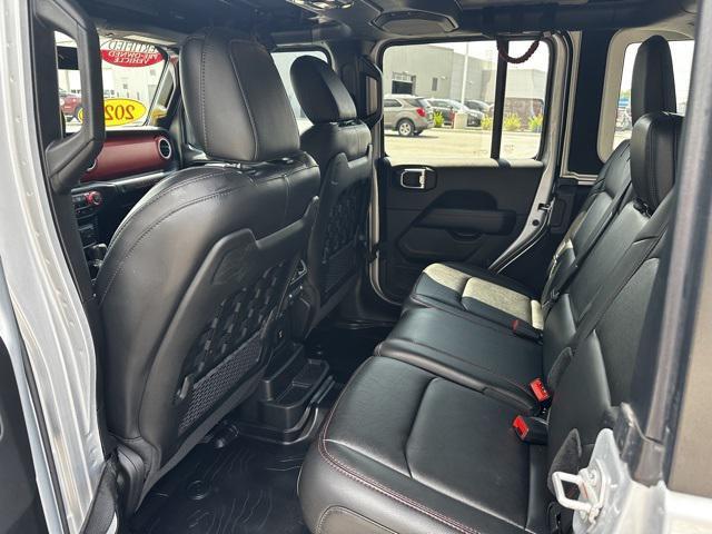 Photo of 2022 Silver Zynith Clearcoat Jeep Wrangler Unlimited