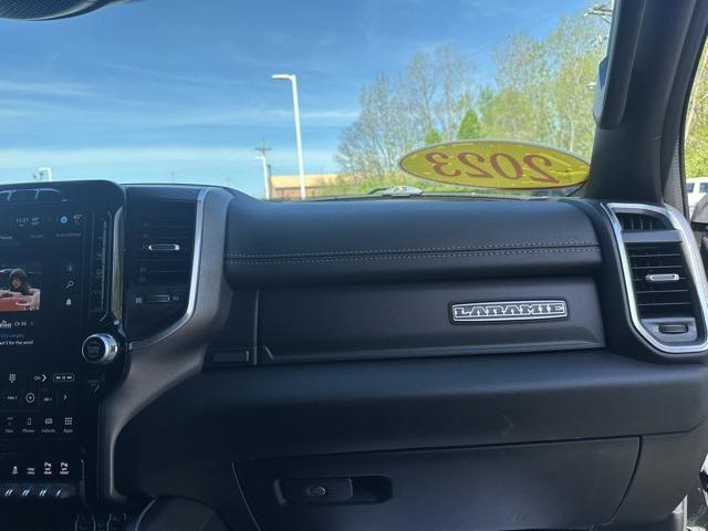Photo of 2023 Diamond Black Crystal Pearlcoat RAM 1500