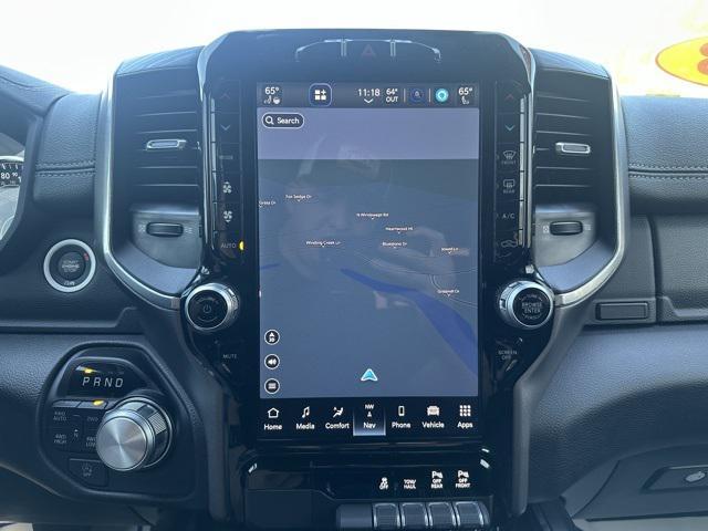 Photo of 2023 Diamond Black Crystal Pearlcoat RAM 1500