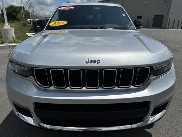 Photo of 2023 Silver Zynith Jeep Grand Cherokee L