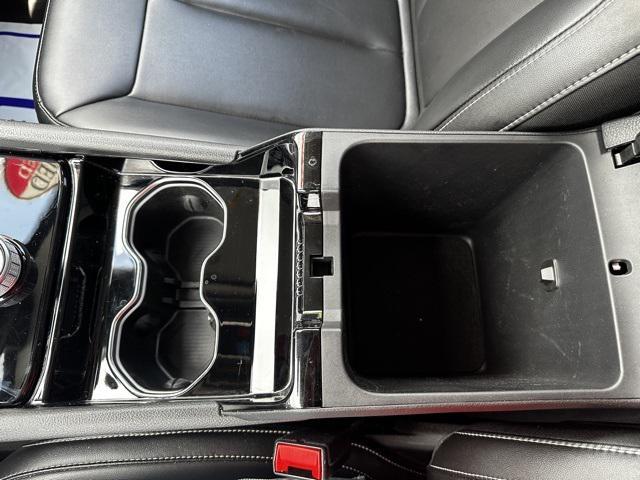 Photo of 2023 Silver Zynith Jeep Grand Cherokee L