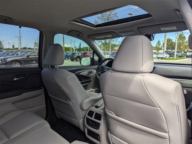 Photo of 2019 Modern Steel Metallic Honda Pilot