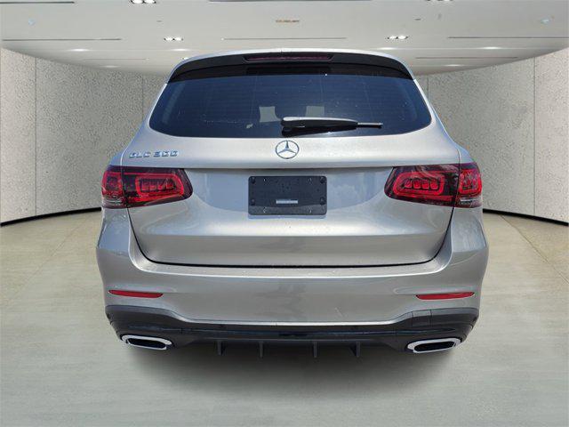 Photo of 2022 Mojave Silver Metallic Mercedes-Benz GLC 300
