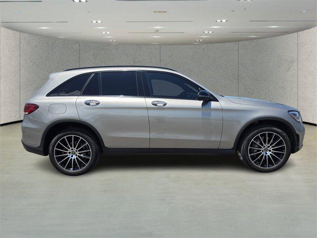 Photo of 2022 Mojave Silver Metallic Mercedes-Benz GLC 300