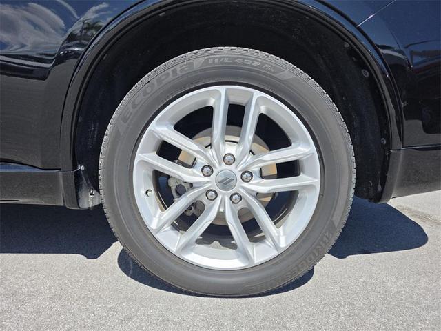 Photo of 2022 DB Black Clearcoat Dodge Durango