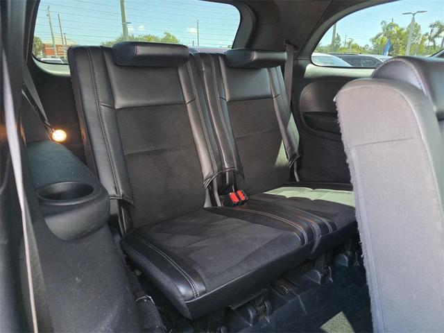 Photo of 2022 DB Black Clearcoat Dodge Durango