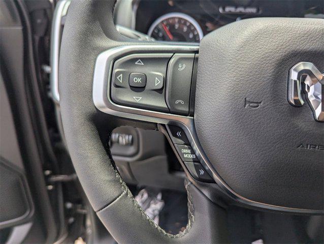 Photo of 2025 Granite Crystal Metallic Clearcoat RAM 1500