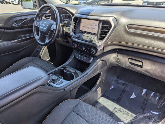 Photo of 2022 Light Stone Metallic GMC Acadia