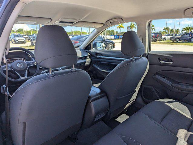 Photo of 2022 Storm Blue Metallic Nissan Altima