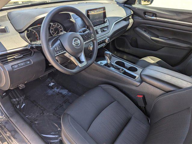 Photo of 2022 Storm Blue Metallic Nissan Altima