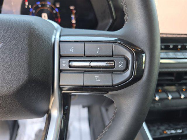 Photo of 2023 Black Chevrolet Colorado