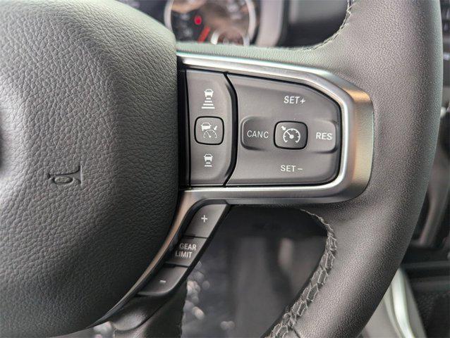 Photo of 2025 Diamond Black Crystal Pearlcoat RAM 1500