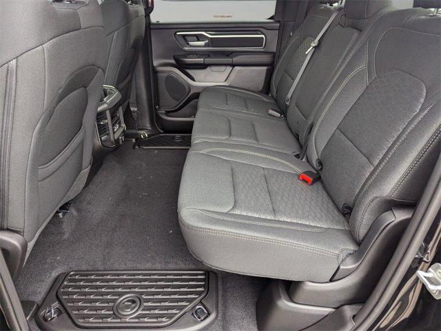 Photo of 2025 Diamond Black Crystal Pearlcoat RAM 1500