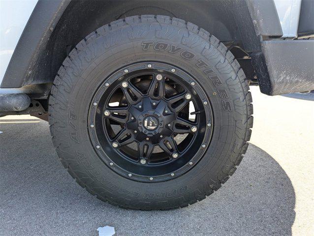 Photo of 2014 Bright White Clearcoat Jeep Wrangler