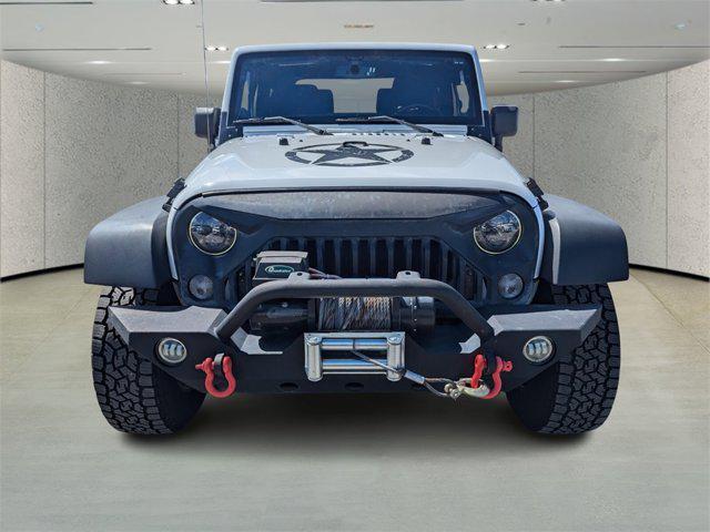 Photo of 2014 Bright White Clearcoat Jeep Wrangler