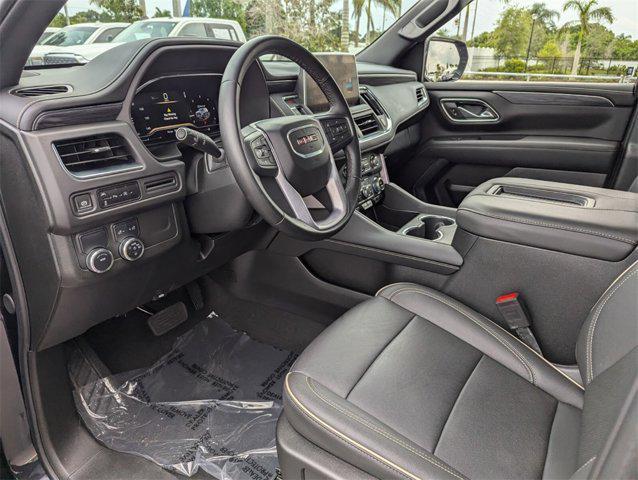 Photo of 2024 Titanium Rush Metallic GMC Yukon XL