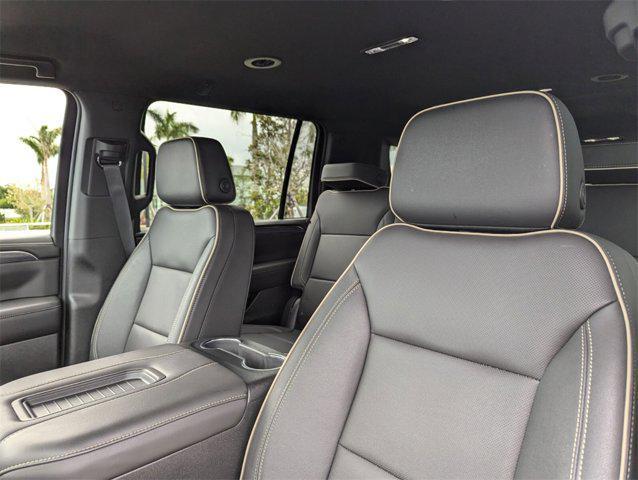 Photo of 2024 Titanium Rush Metallic GMC Yukon XL