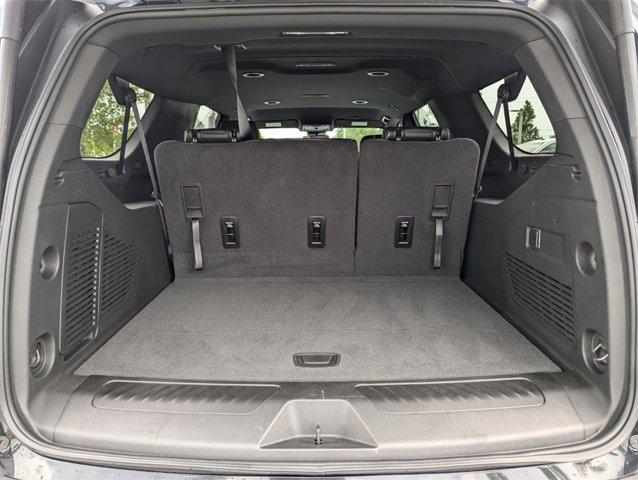 Photo of 2024 Titanium Rush Metallic GMC Yukon XL