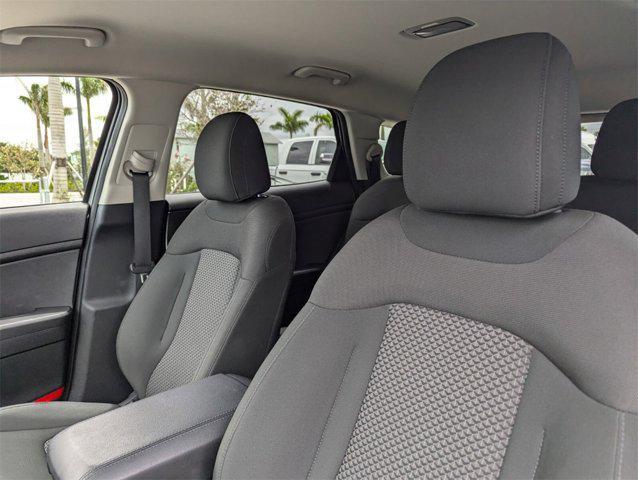 Photo of 2024 Steel Gray Kia Sportage