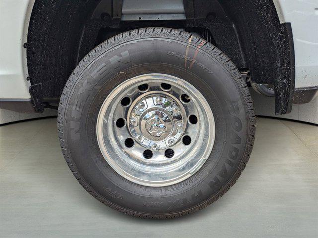 Photo of 2025 Bright White Clearcoat RAM 3500