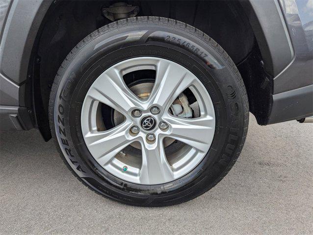 Photo of 2019 Magnetic Gray Metallic Toyota RAV4