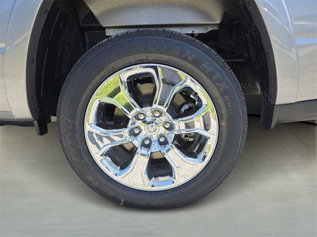 Photo of 2025 Billet Silver Metallic Clearcoat RAM 1500