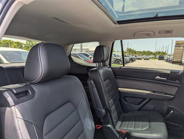 Photo of 2021 Blue Metallic Volkswagen Atlas
