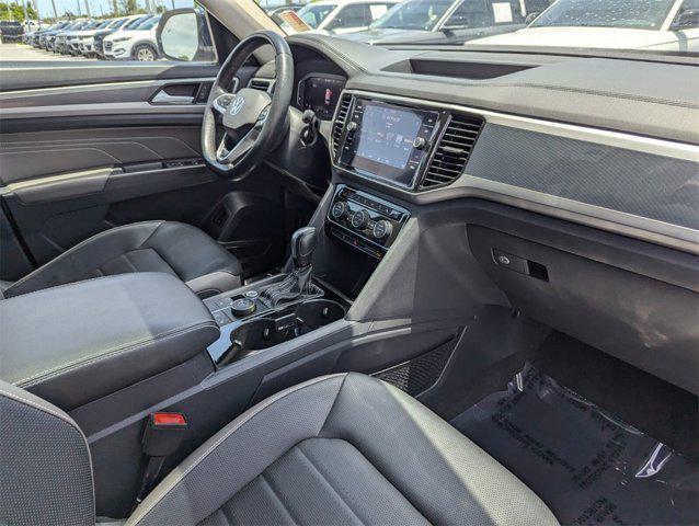 Photo of 2021 Blue Metallic Volkswagen Atlas