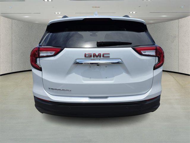 Photo of 2022 Summit White GMC Terrain
