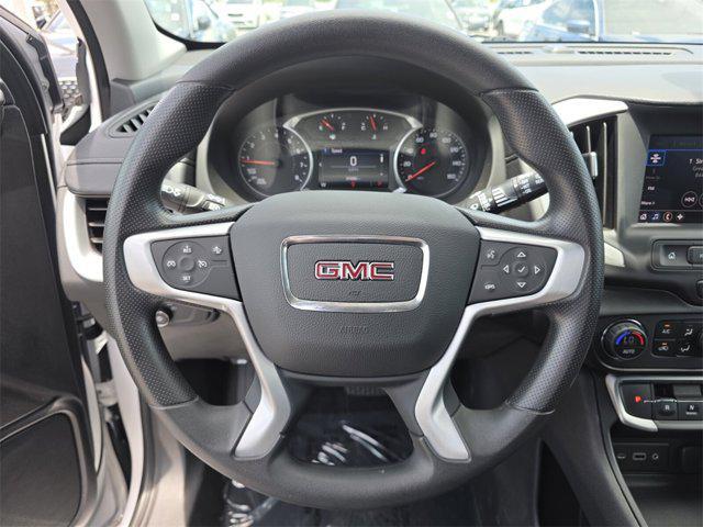 Photo of 2022 Summit White GMC Terrain