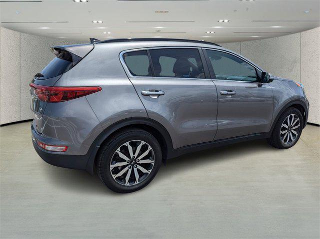 Photo of 2019 Mineral Silver Kia Sportage