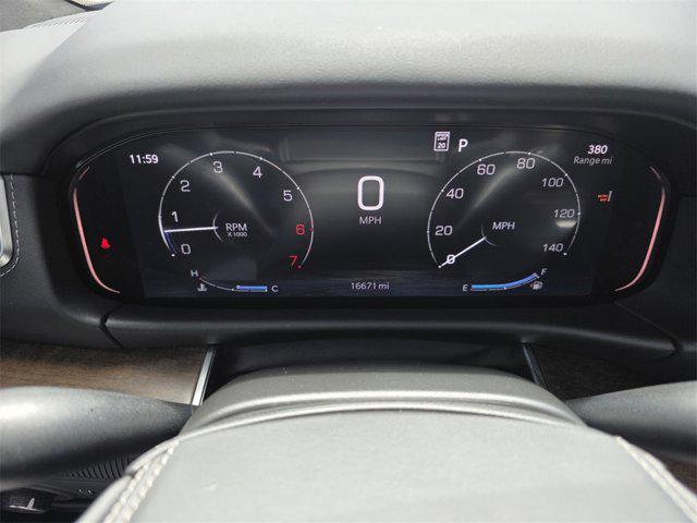 Photo of 2023 Diamond Black Crystal Pearlcoat Jeep Grand Wagoneer