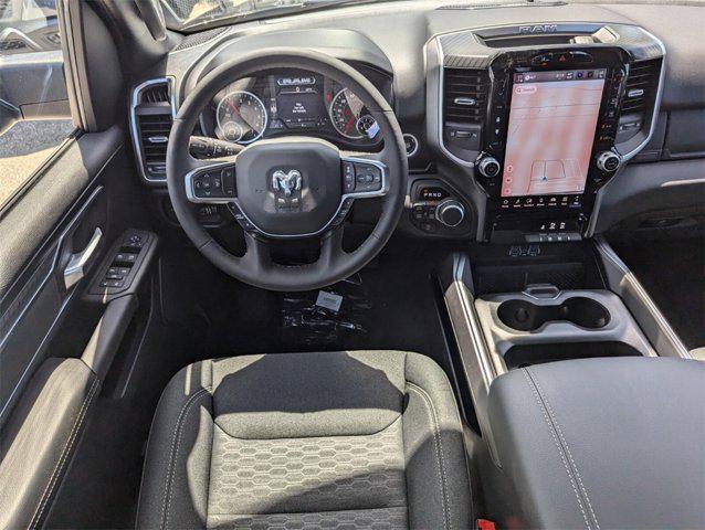 Photo of 2025 Granite Crystal Metallic Clearcoat RAM 1500