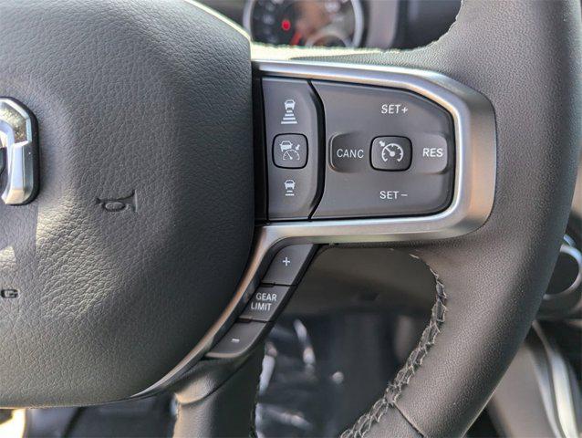 Photo of 2025 Granite Crystal Metallic Clearcoat RAM 1500