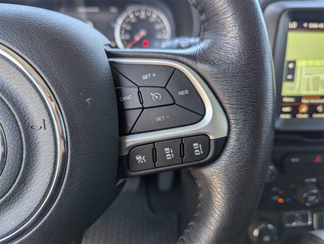 Photo of 2023 Alpine White Clearcoat Jeep Renegade