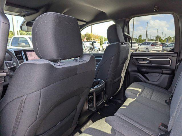 Photo of 2025 Granite Crystal Metallic Clearcoat RAM 1500