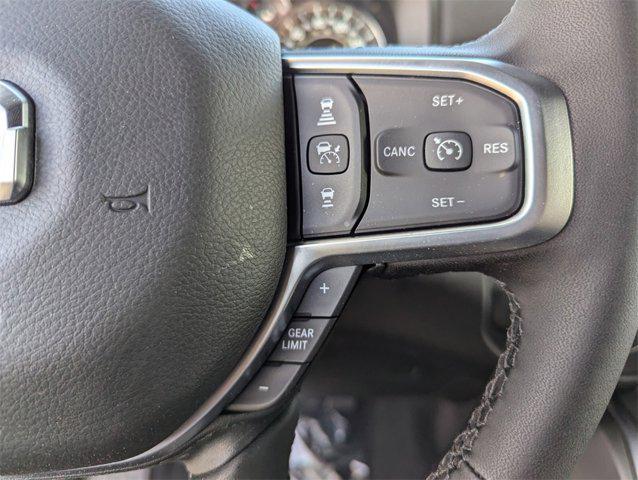 Photo of 2025 Granite Crystal Metallic Clearcoat RAM 1500