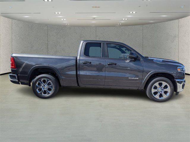 Photo of 2025 Granite Crystal Metallic Clearcoat RAM 1500
