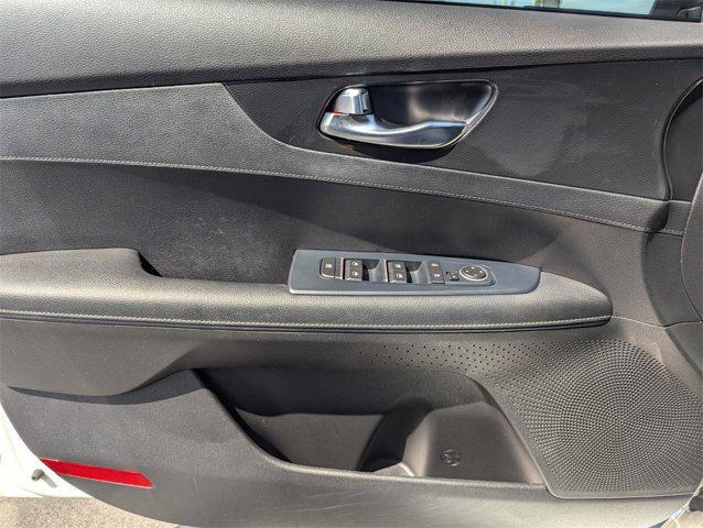 Photo of 2021 Clear White Kia Forte