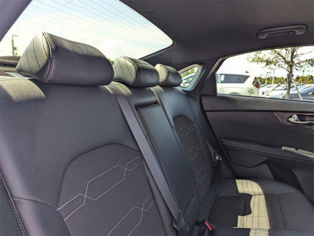 Photo of 2021 Clear White Kia Forte