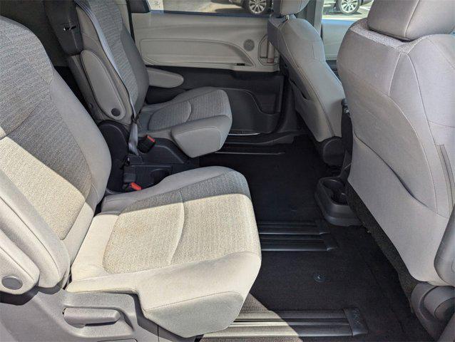 Photo of 2021 Predawn Gray Mica Toyota Sienna