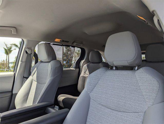 Photo of 2021 Predawn Gray Mica Toyota Sienna