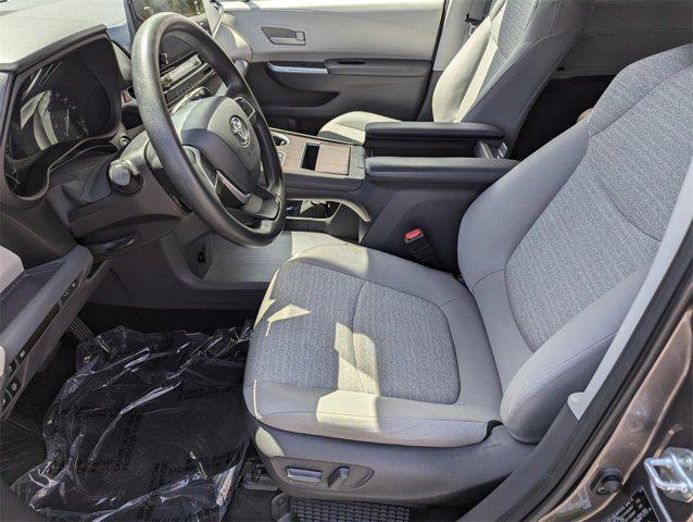 Photo of 2021 Predawn Gray Mica Toyota Sienna