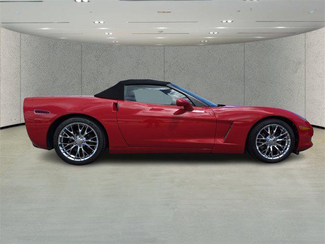 Photo of 2005 Victory Red Chevrolet Corvette